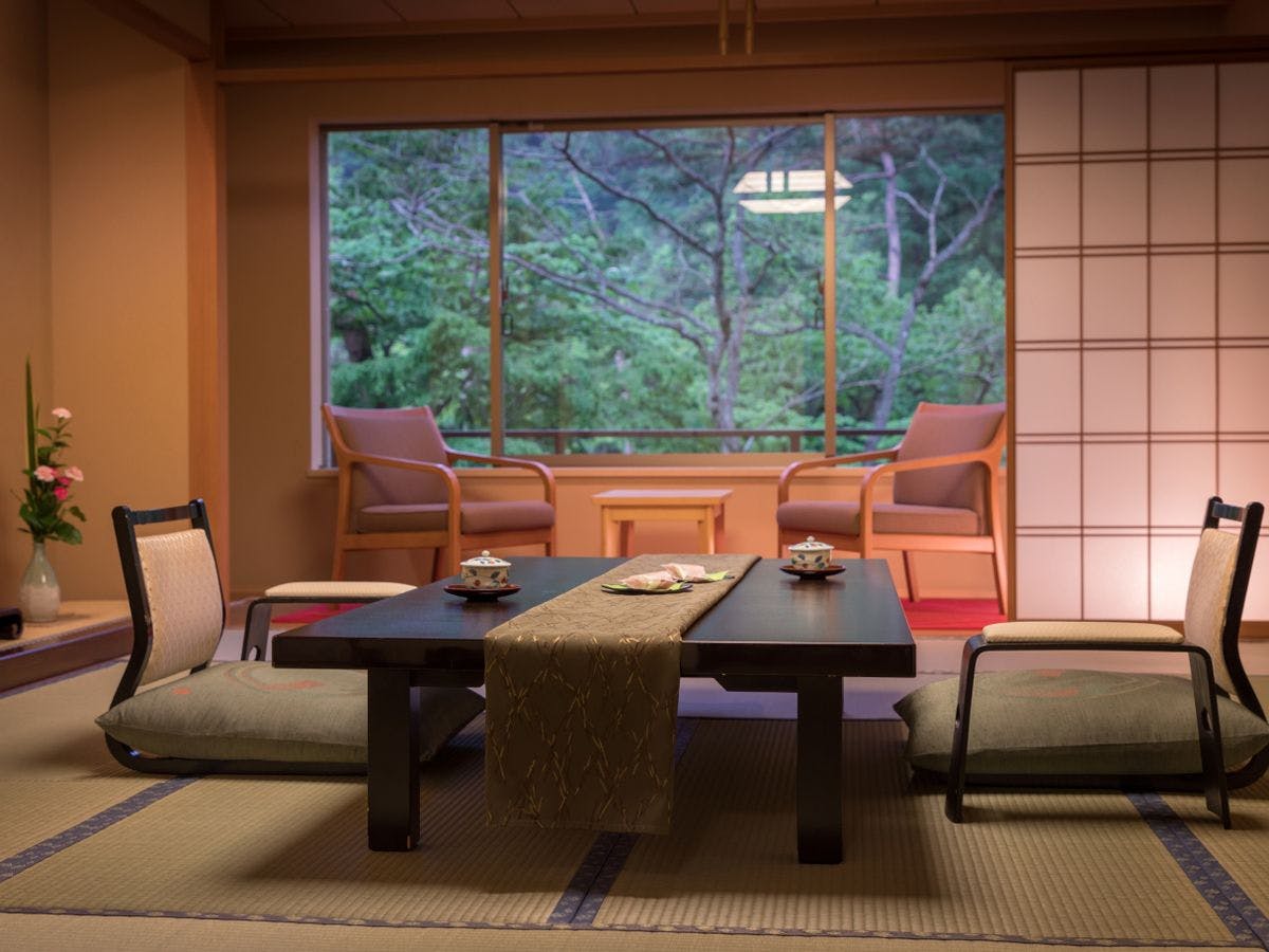 【표준 일본식 방 12 다다미 + 입구】 예