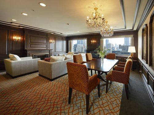 ロイヤルスイート　ベッドルームイメージ