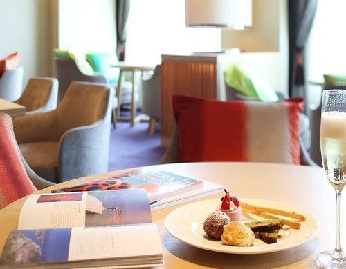 クラブフロア専用ラウンジ：ティータイム