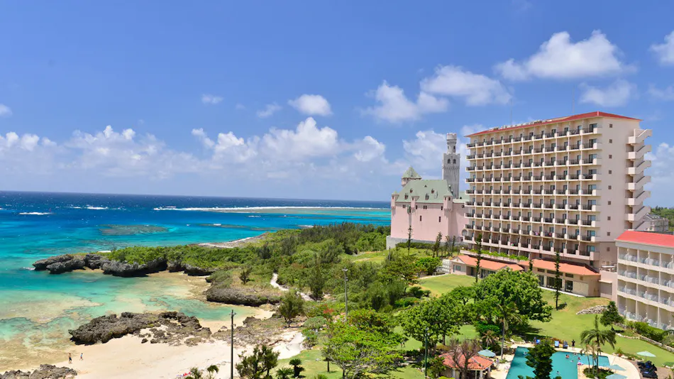 Hotel Breeze Bay Marina