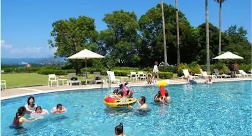 <ビュッフェ>夏の予約!プールで楽しむプレゼント付プラン