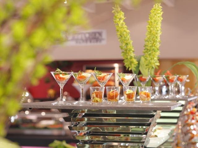 ＜บุฟเฟ่ต์＞ อาหารเย็นเริ่มเวลา 17:30 คุ้มค่า! จำนวนห้องพักจำกัด & วันที่จำกัด! การเดินทางที่มีกลิ่นอายลมทะเลของนานกิ