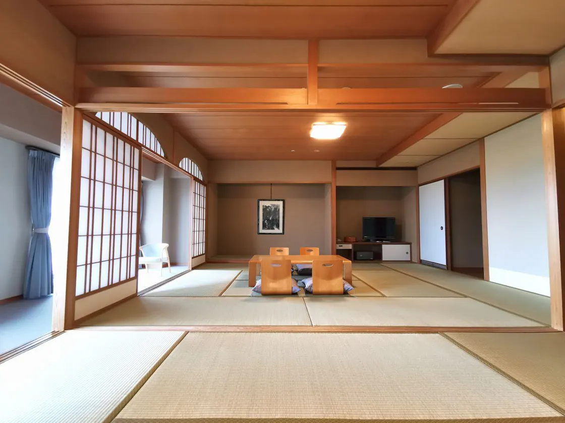 ห้องพักแบบญี่ปุ่นพิเศษ