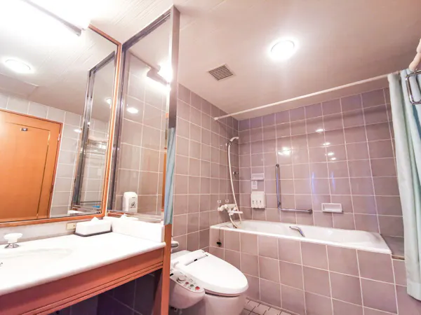 クラブツインルーム