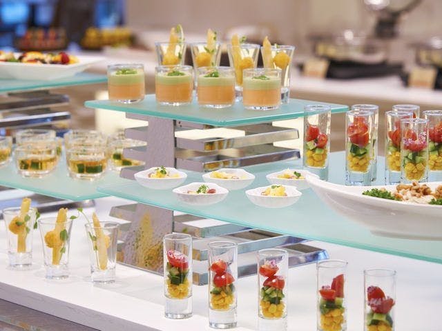 ภาพบุฟเฟ่ต์