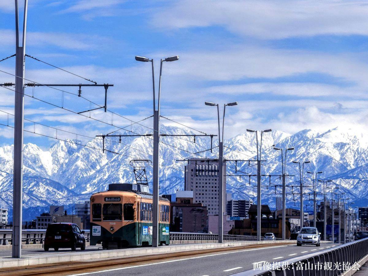 【素泊まり】ベストフレキシブルレート〇富山城址公園目の前！市内電車　環状線「国際会議場前」下車すぐ
