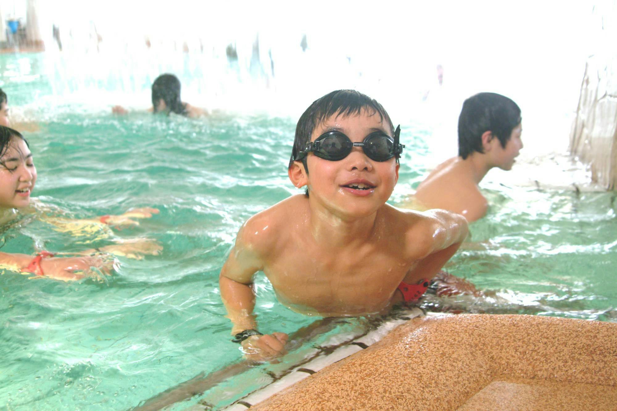 【การจองล่วงหน้า/90 วัน】จองความทรงจำของคุณ... รวมคูปองมัลติในโรงแรม + บัตรใช้สระว่ายน้ำและน้ำพุร้อนระหว่างการเข้าพัก / รวมอาหารเช้า