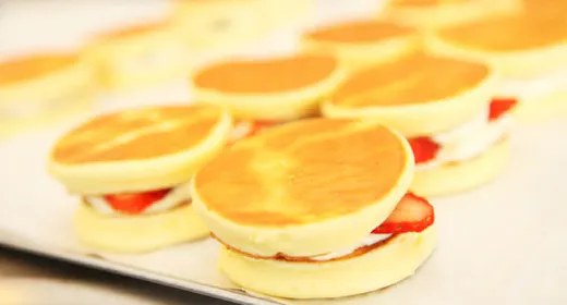 【นุ่มฟู】ขนมหวานสูตรเฉพาะของโรงแรม "ชีโดระ" 2 ชิ้น/รวมอาหารเช้า