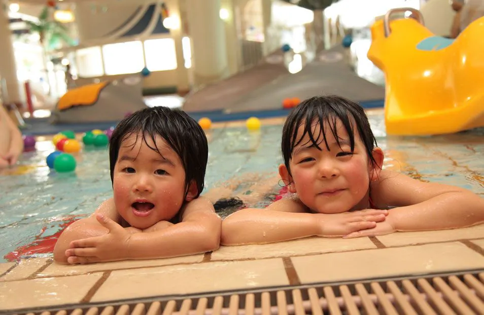 สระว่ายน้ำเด็ก