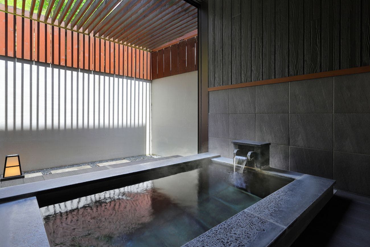 旬彩の宿　緑水亭