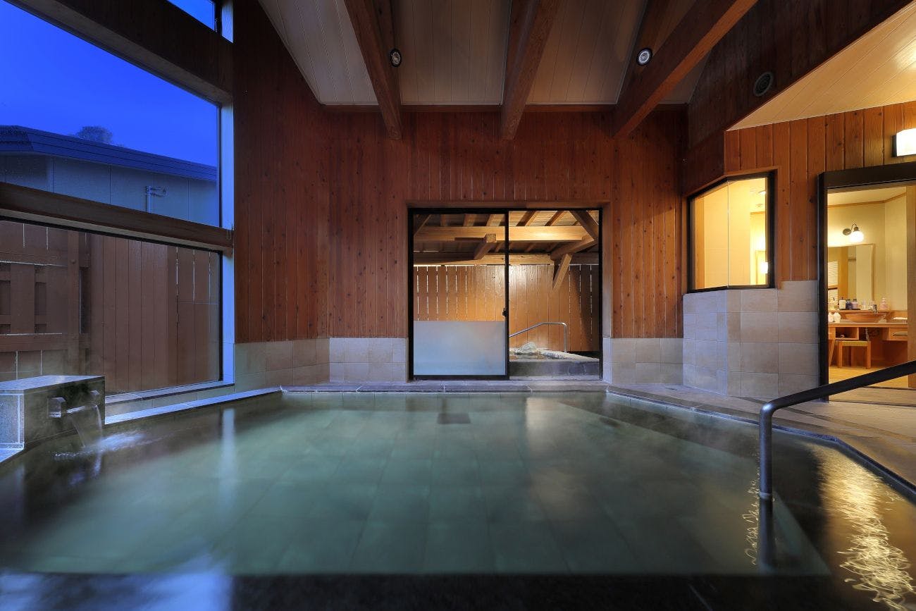 旬彩の宿　緑水亭