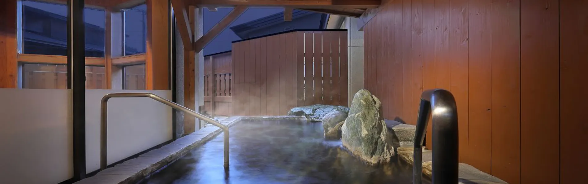 旬彩の宿 緑水亭