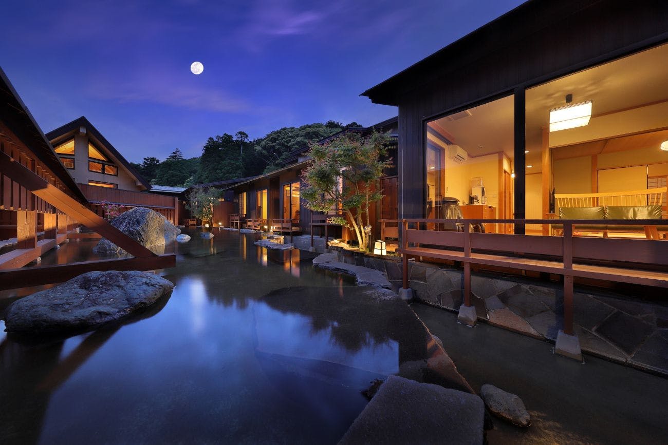 別墅・水盤・月之滴