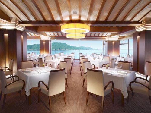 メインダイニング シーホース