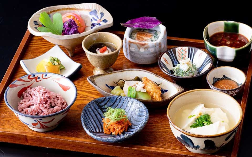琉球朝食(琉九膳／1日限定30食)