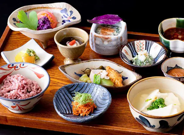 琉球朝食(琉九膳/1日限定30食)