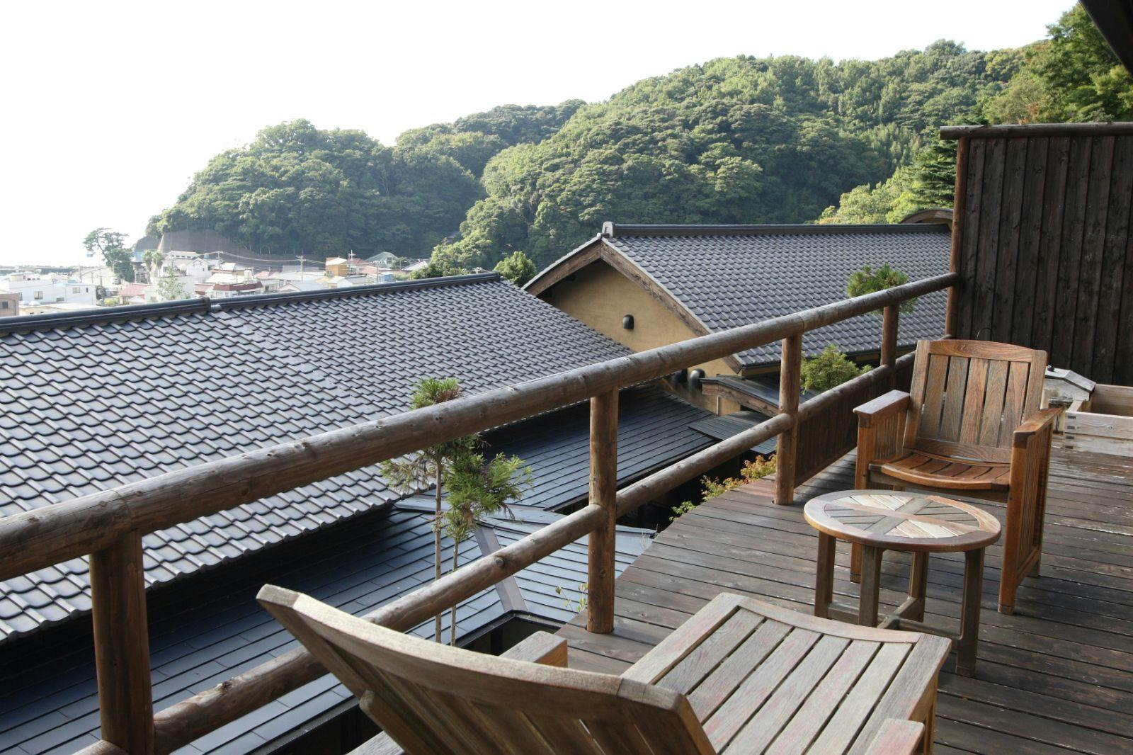 森の入り江の離れ宿　無雙庵枇杷