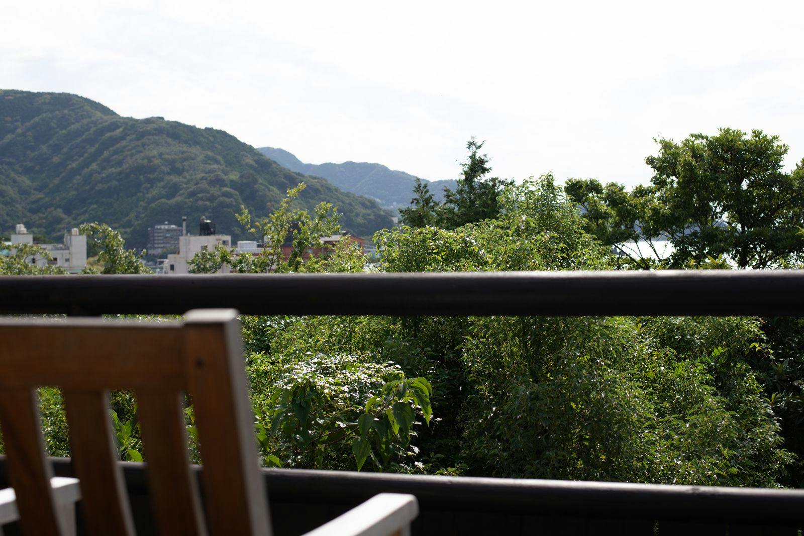 森の入り江の離れ宿　無雙庵枇杷