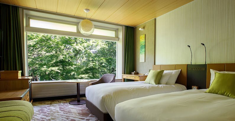 喫煙 ウエストリニューアルツインルーム プリンススタンダードウエストツインルーム 室料のみプラン 軽井沢プリンスホテル ウエスト 旧 軽井沢 プリンスホテル 一休 Com