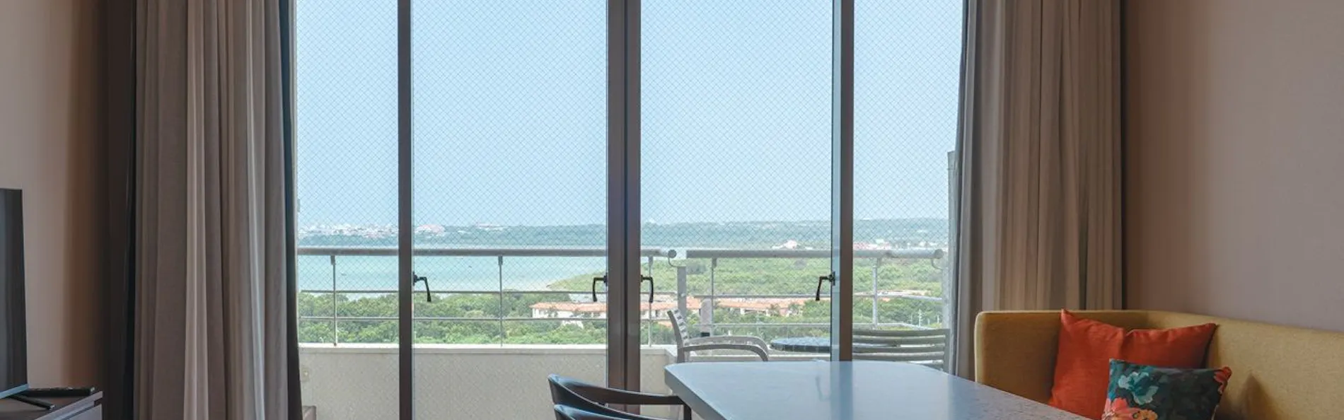 THE NEST ISHIGAKI