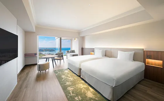 ユニバーサル・ハイフロアユニバーサル