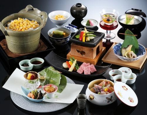 中の坊瑞苑 夕朝お部屋食確約 里山会席 瑞苑会席をグレードアップ 瑞苑おすすめの人気コース お部屋食 和室2間 10 4 5畳 一休 Com 中の坊瑞苑 夕朝お部屋食確約 里山会席 瑞苑会席をグレードアップ 瑞苑おすすめの人気コース お部屋食 和室2間 10 4 5畳 一休 Com