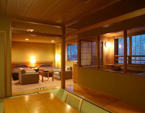 【展望風呂付和洋室ツイン（60平米）一例】