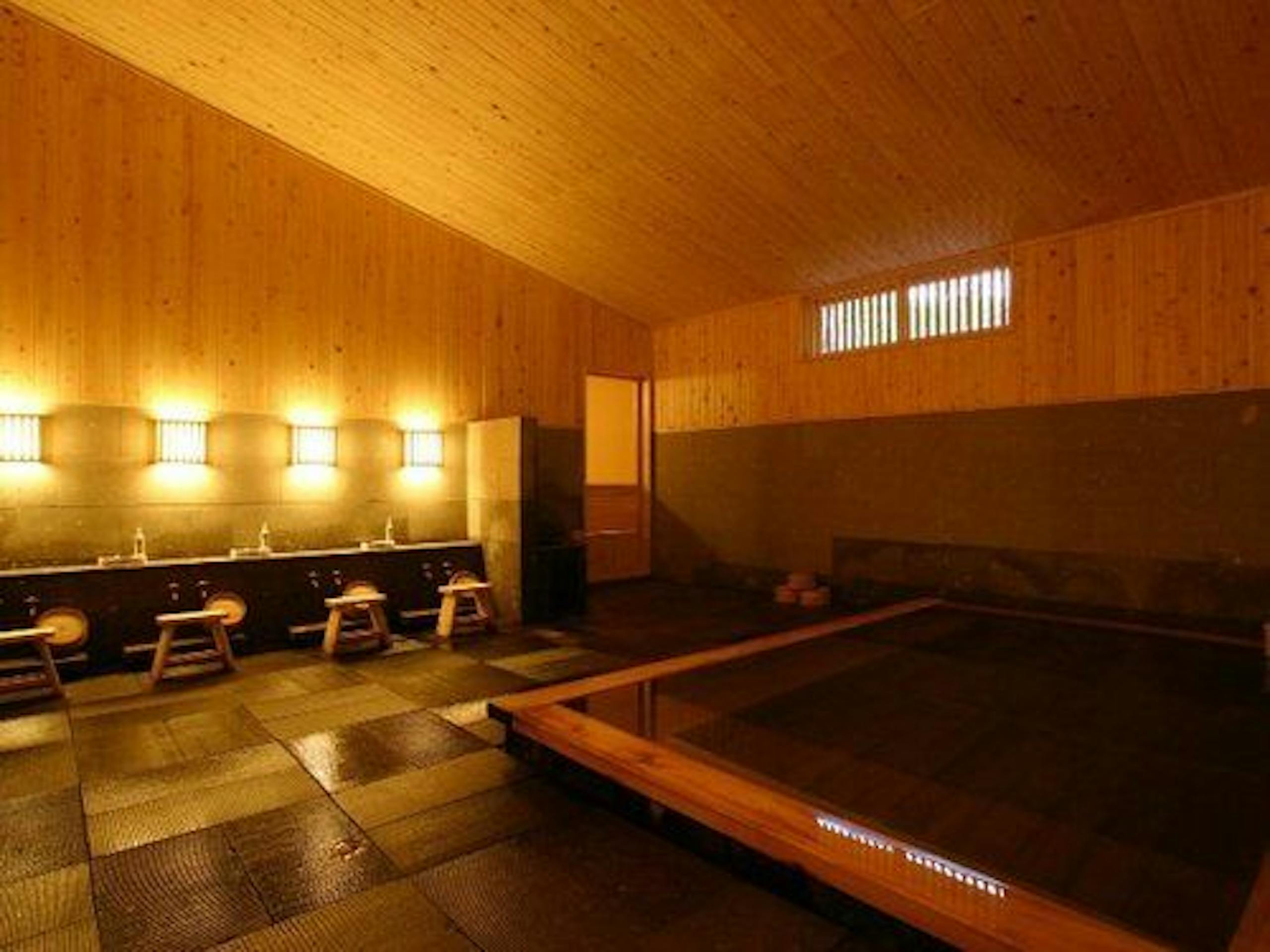 【定山渓第一寶亭留　翠山亭】離れの湯屋「森乃湯」