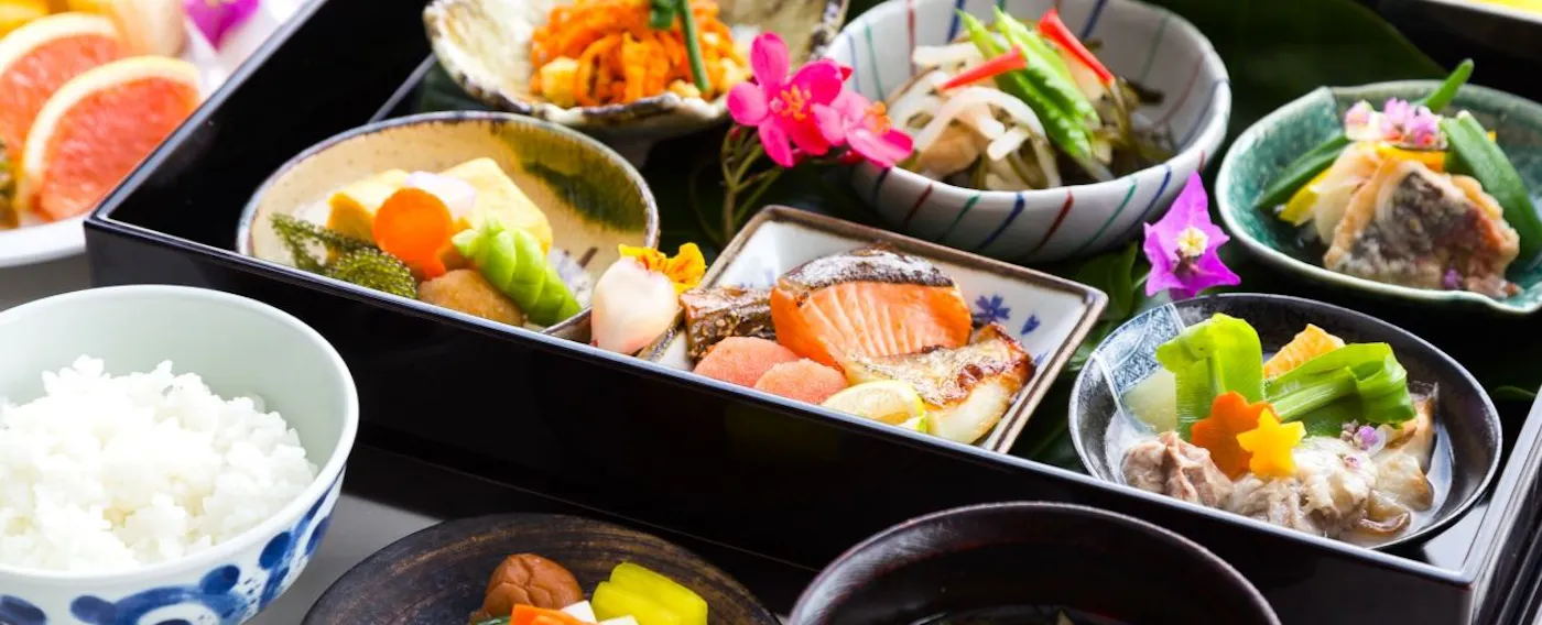 シギラベイサイドスイート アラマンダ:料理