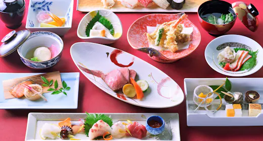 【年末年始限定】日本料理「綵」(あやぎぬ)で年末年始特別料理※16:00スタート【1泊2食】