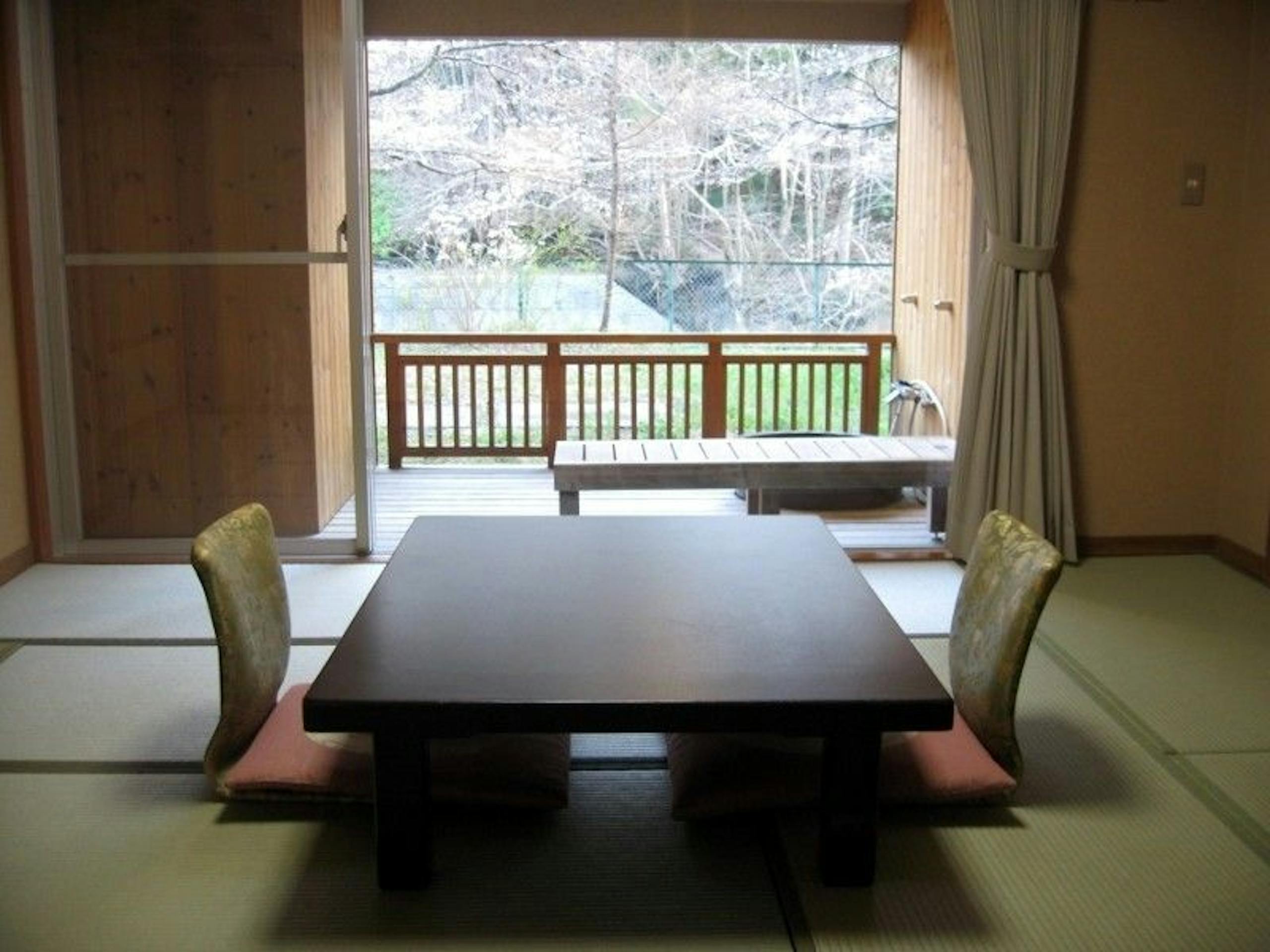 和銅鉱泉ゆの宿・和どう