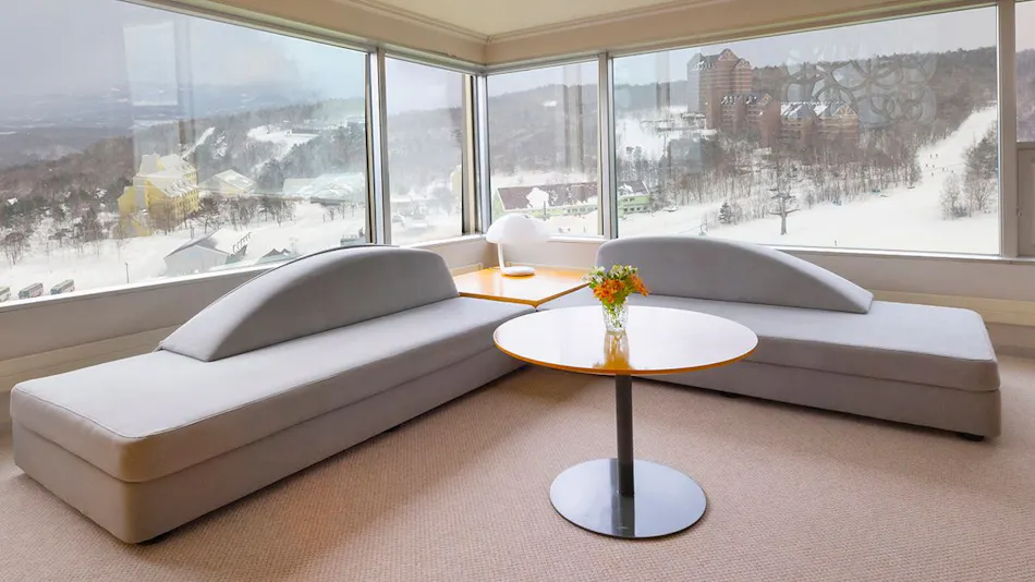ANA Crowne Plaza Resort Appi Kogen (formerly: Hotel Appi Grand Main Building & Tower)