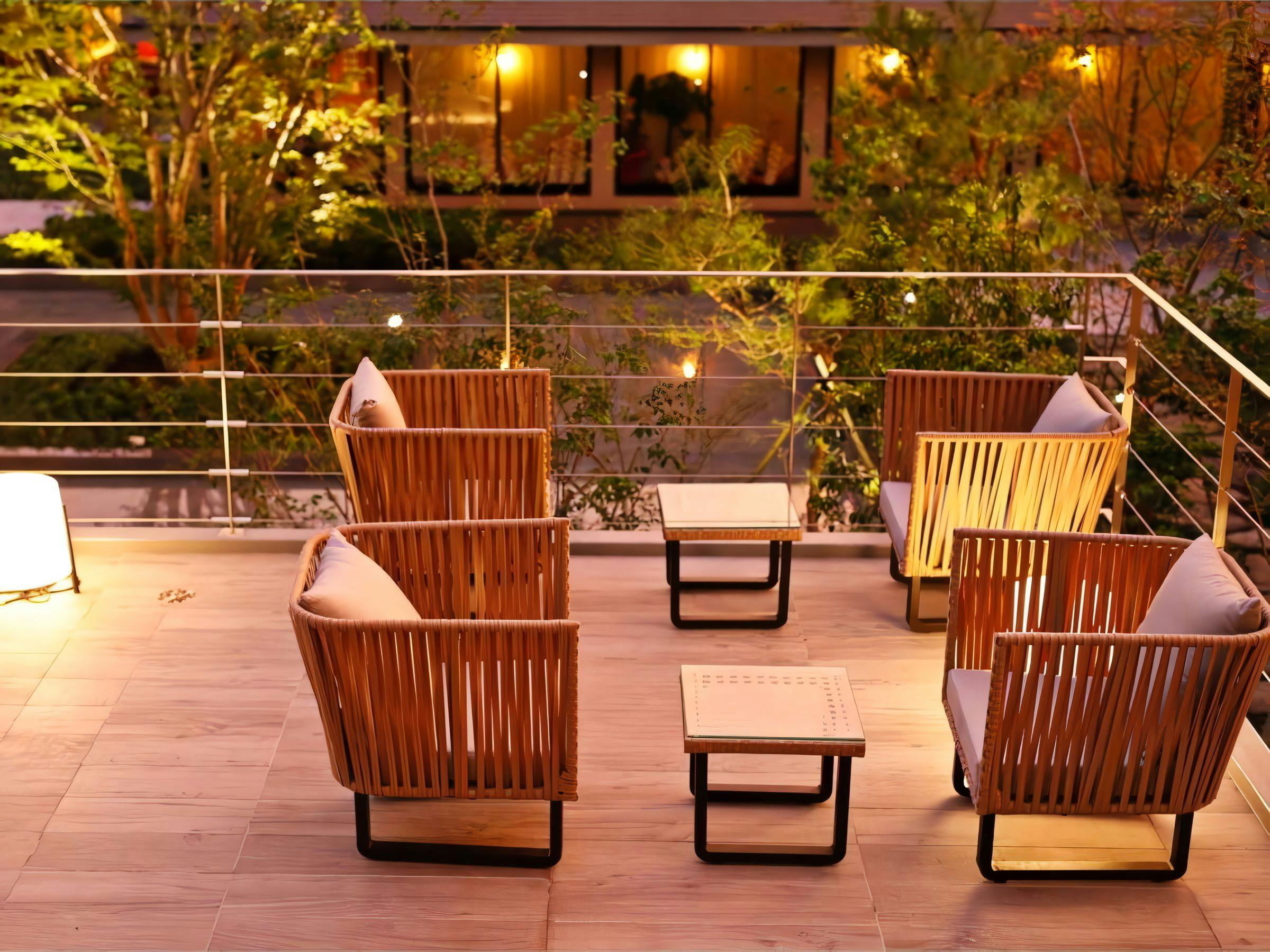 Cafe＆Bar｜カフェテラス（夕刻）