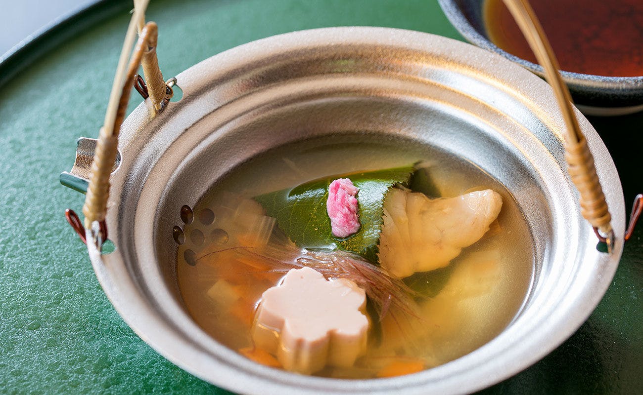 皆生松月