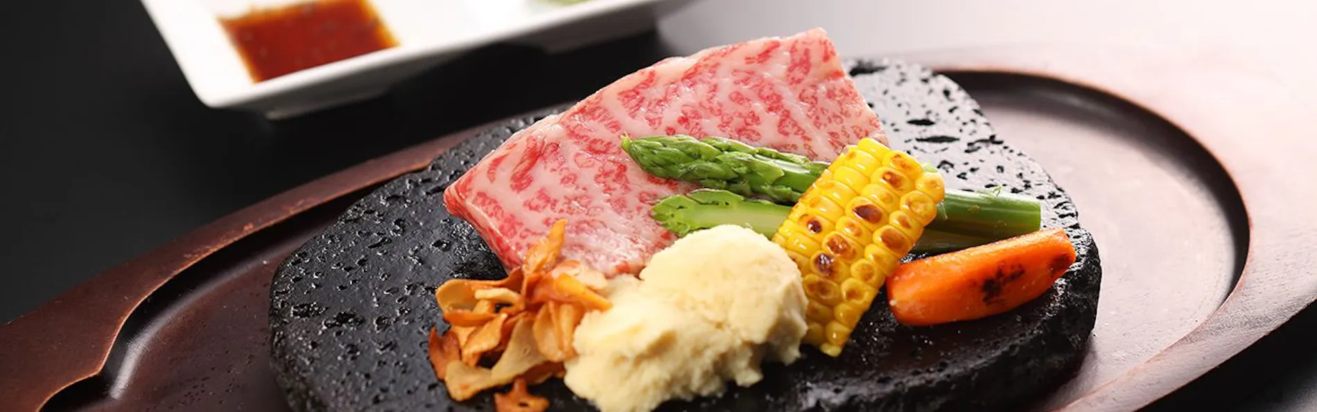 皆生松月