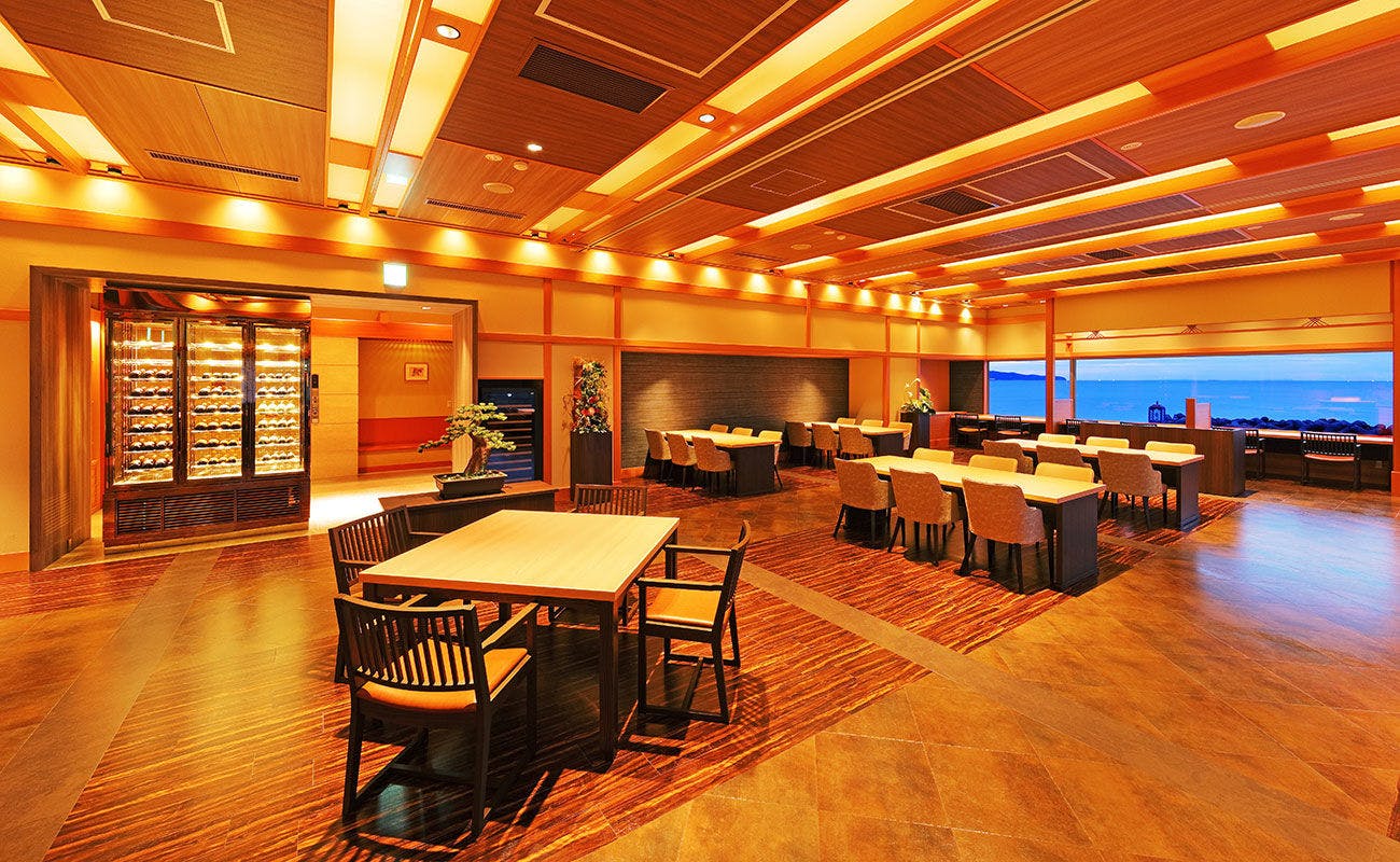 ダイニング・レストラン「汀 migiwa」