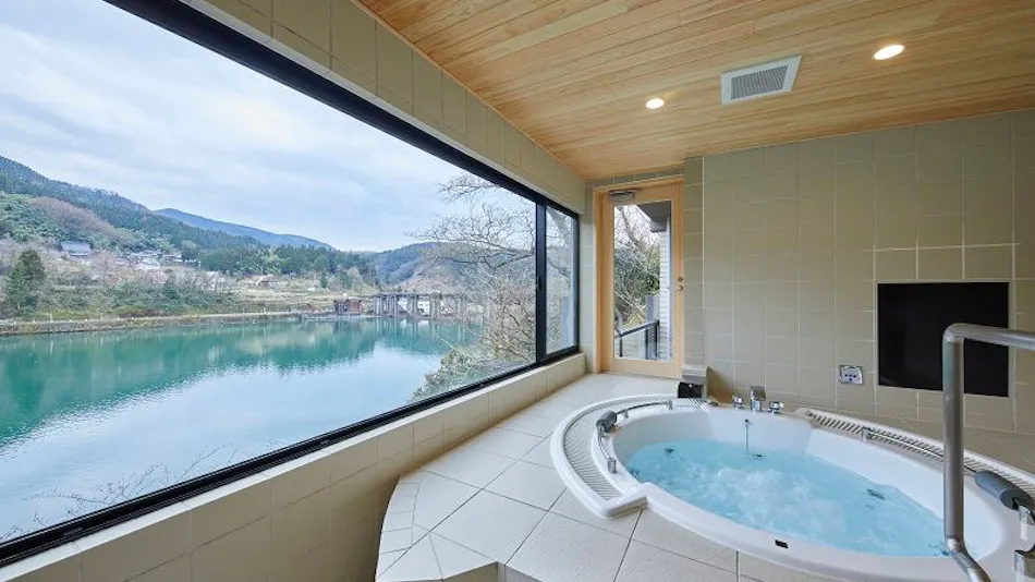 River Retreat Garaku