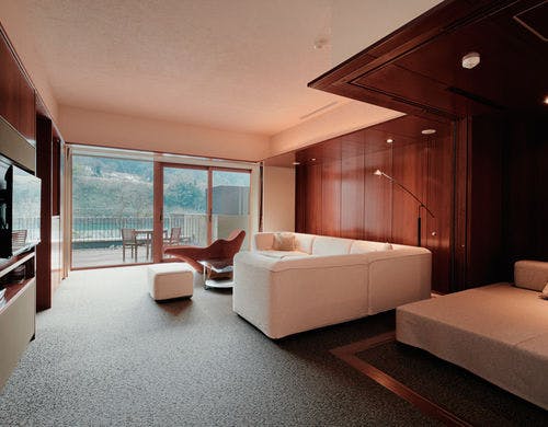 111号室（恋華）