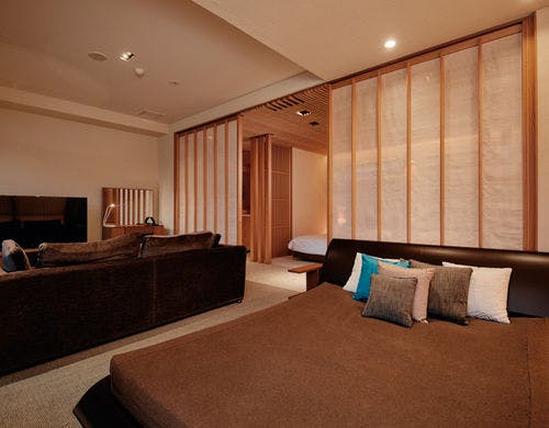 303号室（月）ベッドルーム