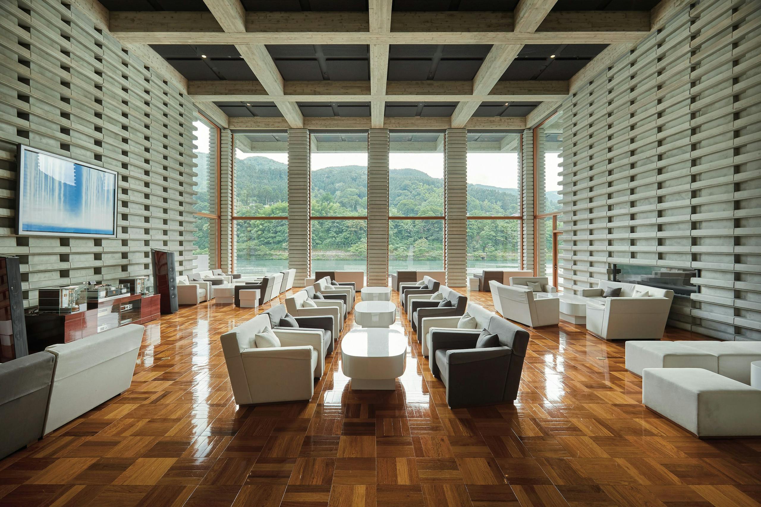 リバーリトリート雅樂倶(富山県富山市)