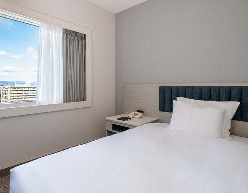 1シングルベッド　スタンダード　1台