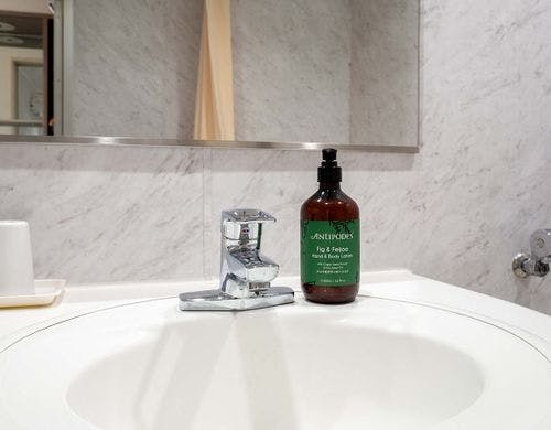 【リニューアル客室】バスルーム