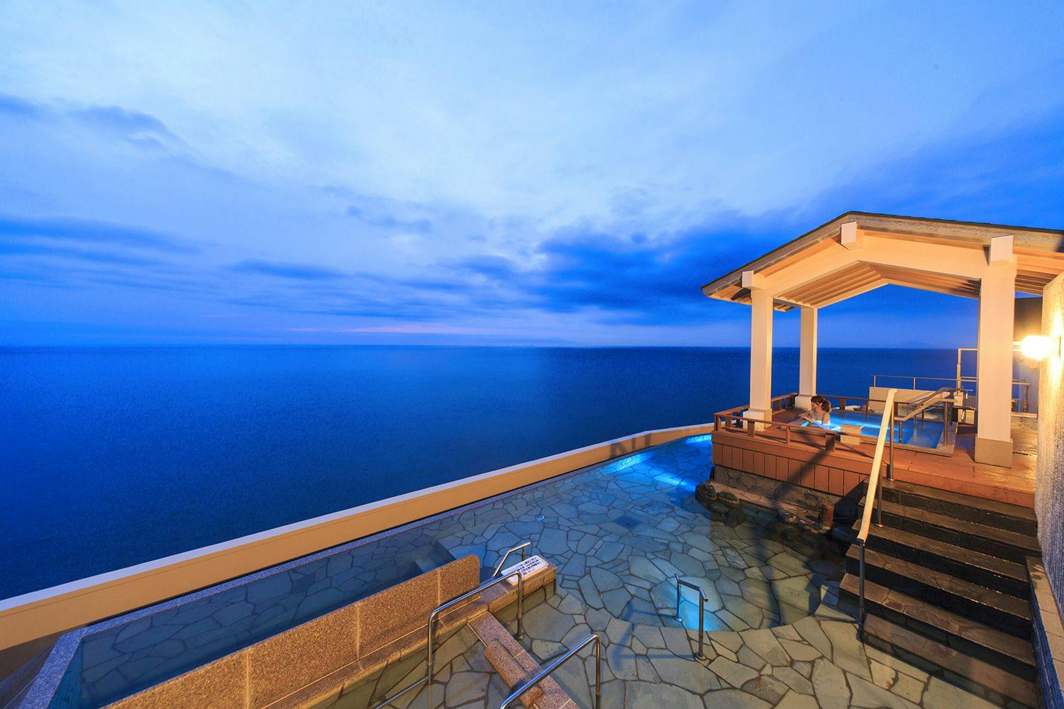 Taberu no Yado Hama no Yu