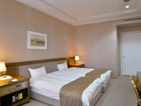 【Hollywood Twin】