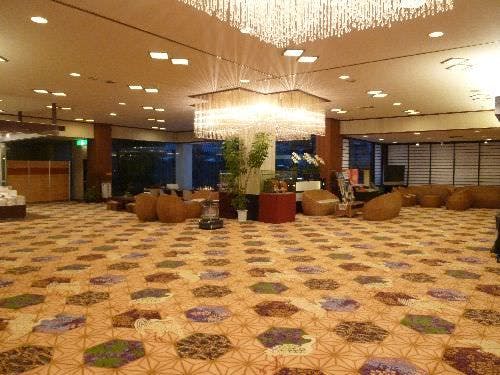 Lobi selepas pengubahsuaian