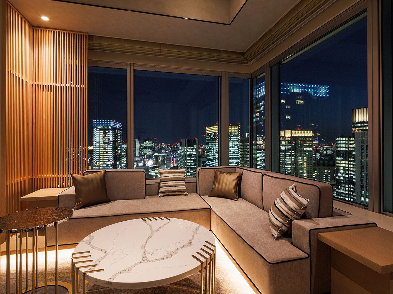 東京×スイートルームが人気のホテル 夜景が自慢のお部屋