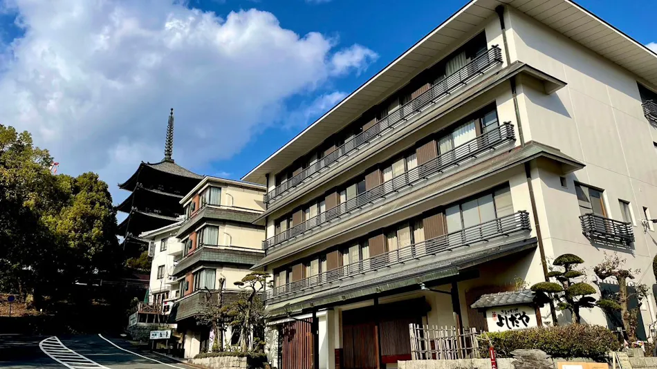 Sarusawa Pond Yoshidaya
