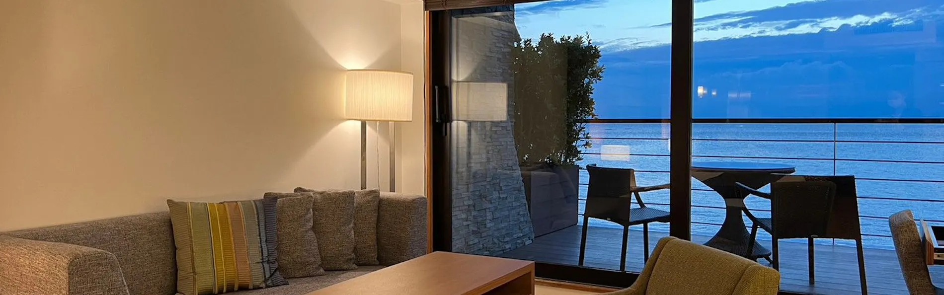 SCAPES THE SUITE