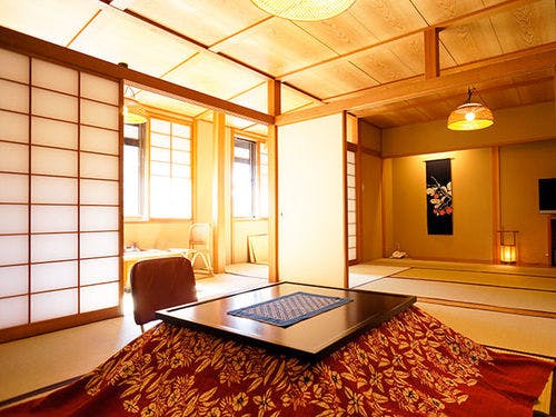 本館3階　客室「紅葉」