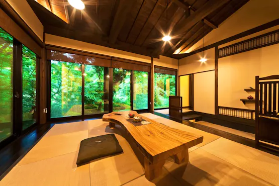 岩盤浴付離れ(禁煙)